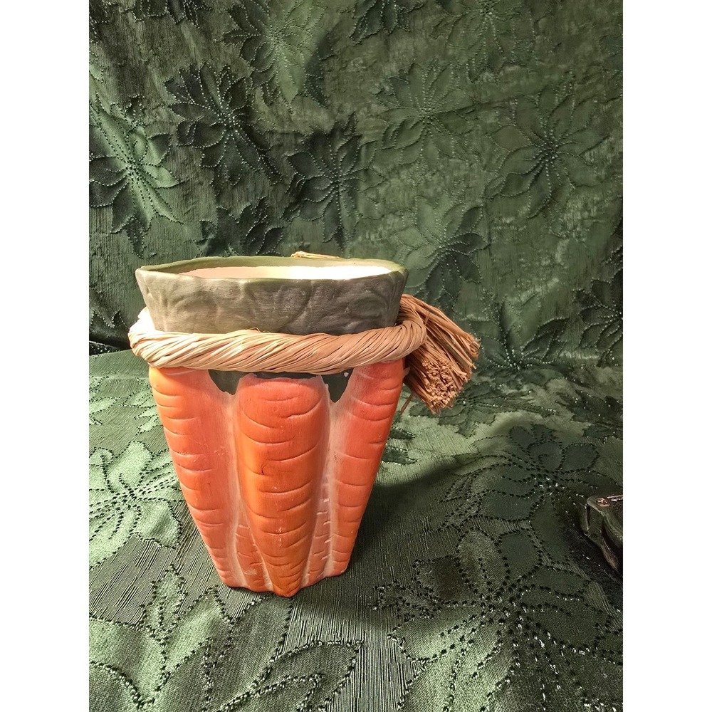 Studio Nova Ceramic Carrot Planter Pot Top Raffia Tie Farmhouse Spring Decor